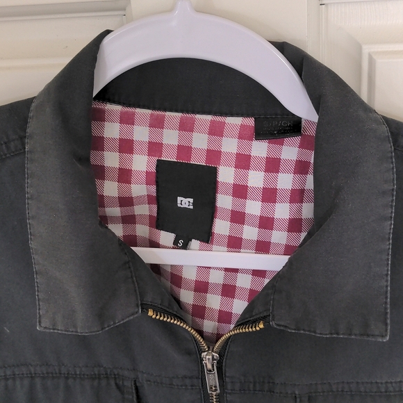 DC Lightweight Jacket, Small - Picture 3 of 7